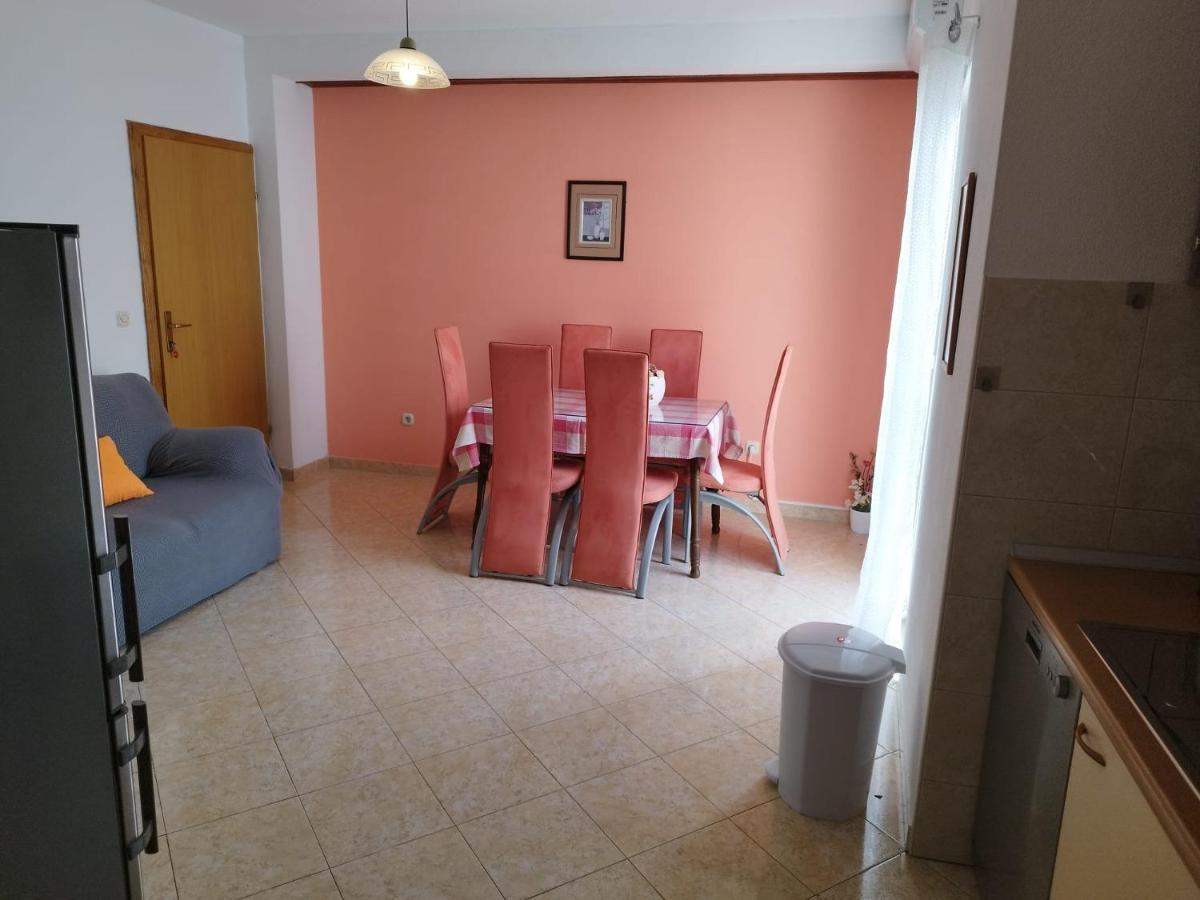 Apartments Mare - 150 M From Beach Brela Luaran gambar