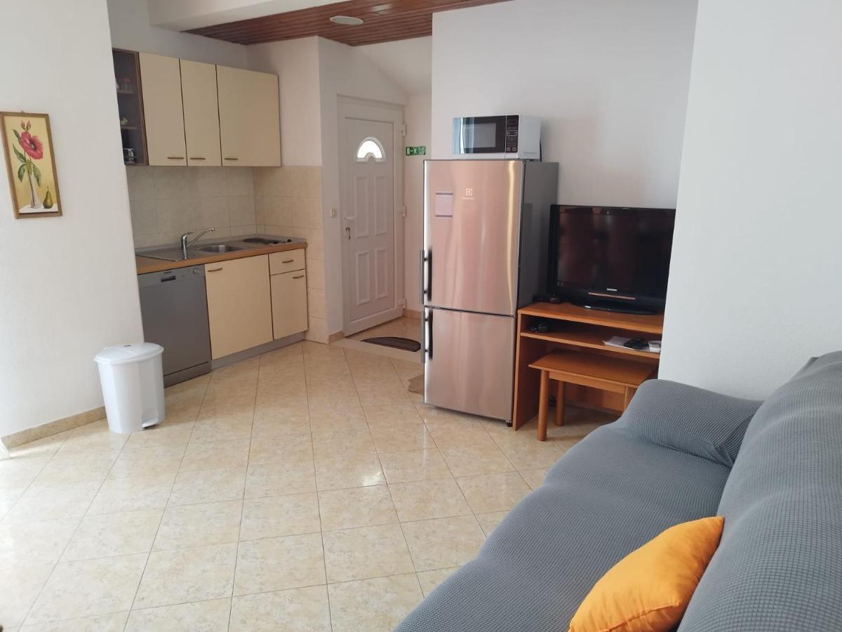 Apartments Mare - 150 M From Beach Brela Luaran gambar