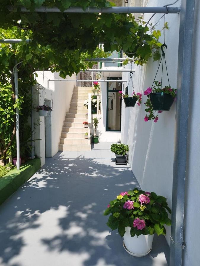 Apartments Mare - 150 M From Beach Brela Luaran gambar